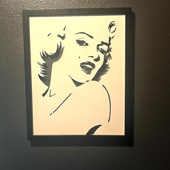 Marilyn Monroe Laser Cut Metal Wall Art Decor Marilyn Monroe Artwork 20" x 16" - Picture 3 of 12